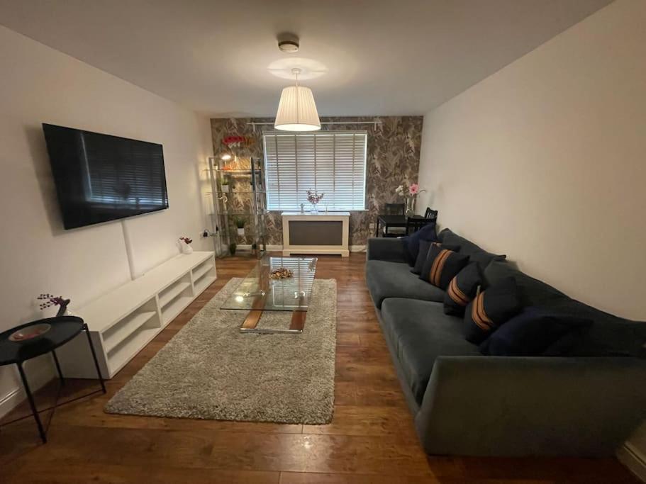 Flamingo Apartments Woolwich Free Parking And Wi-Fi London Exterior photo