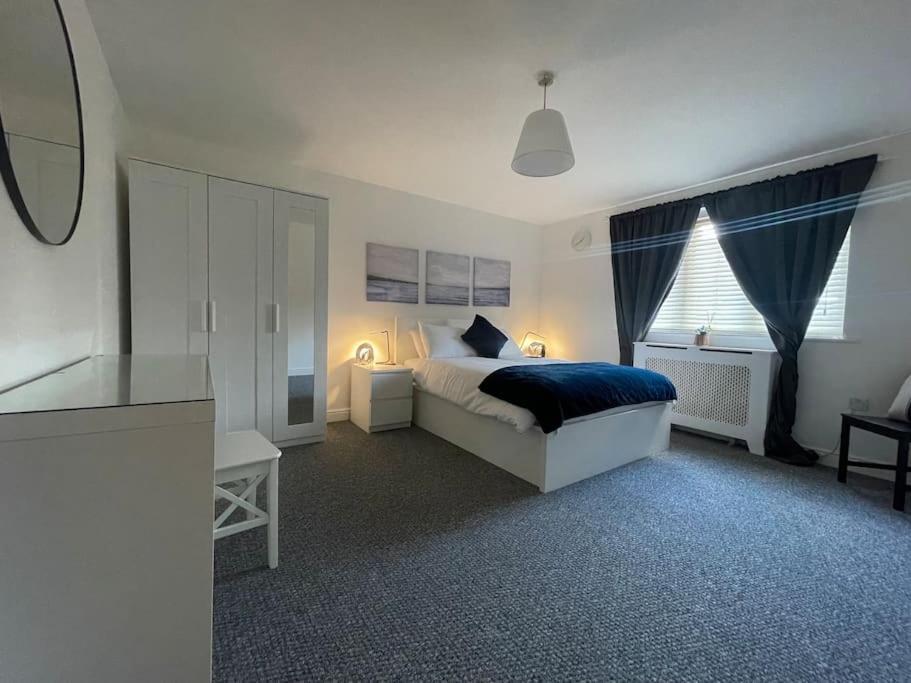 Flamingo Apartments Woolwich Free Parking And Wi-Fi London Exterior photo